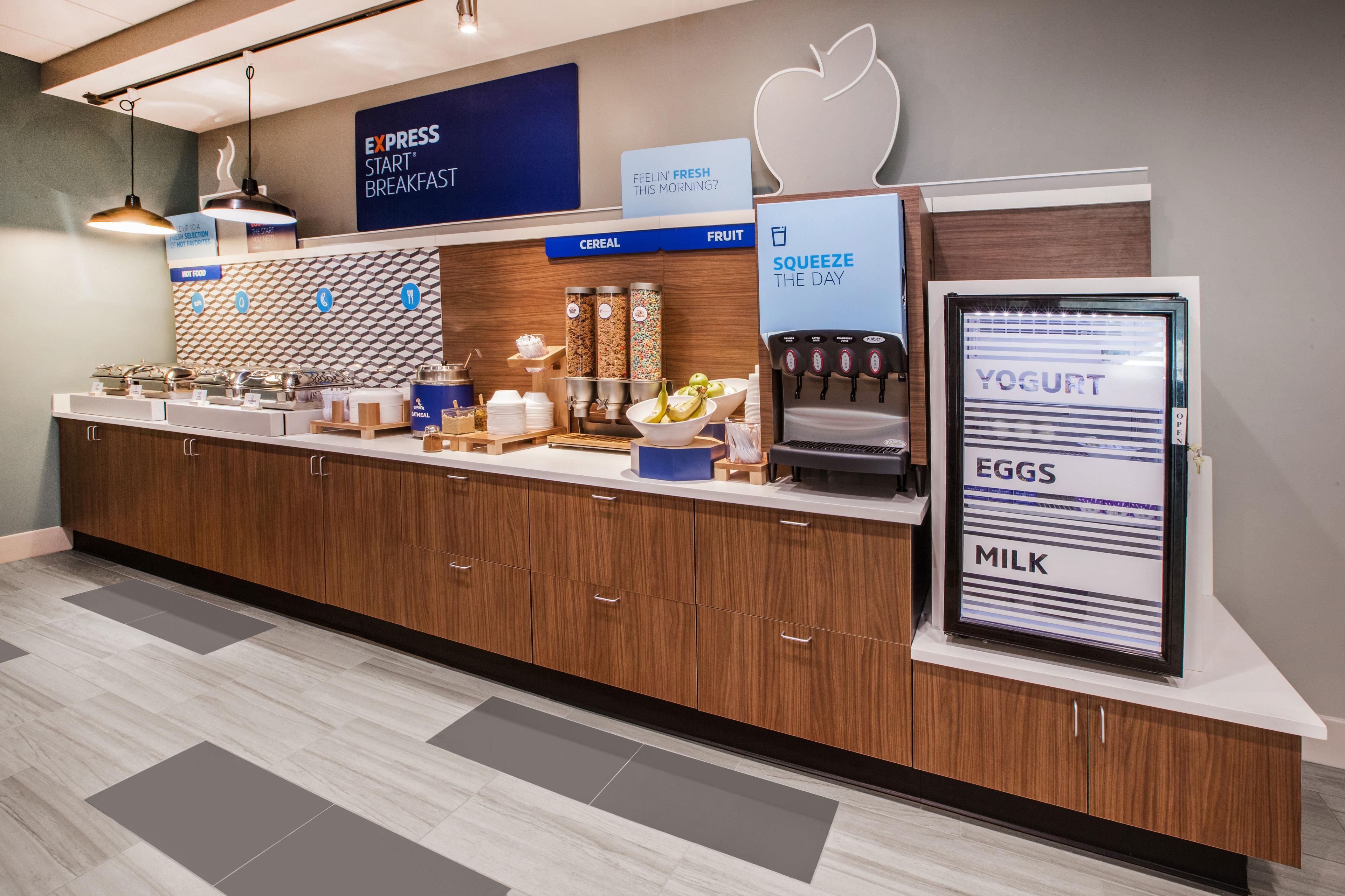 Holiday Inn Express & Suites - Forest Hill - Ft. Worth Se Экстерьер фото